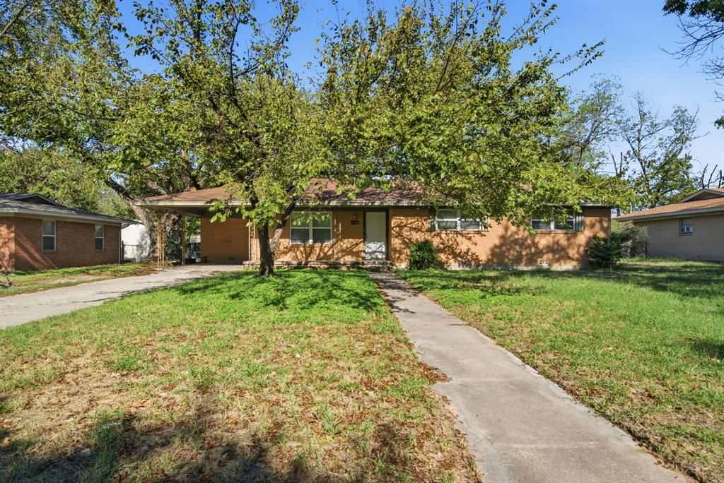 517 N Lydia