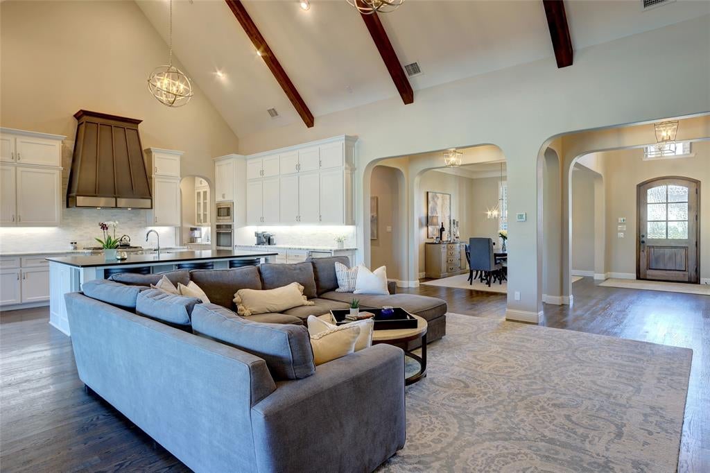 5304 Westfield Drive