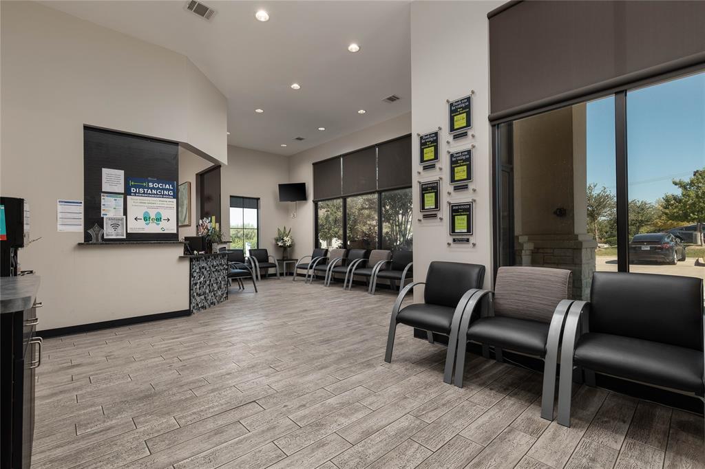 Creekside Plaza Mansfield - Commercial Lease