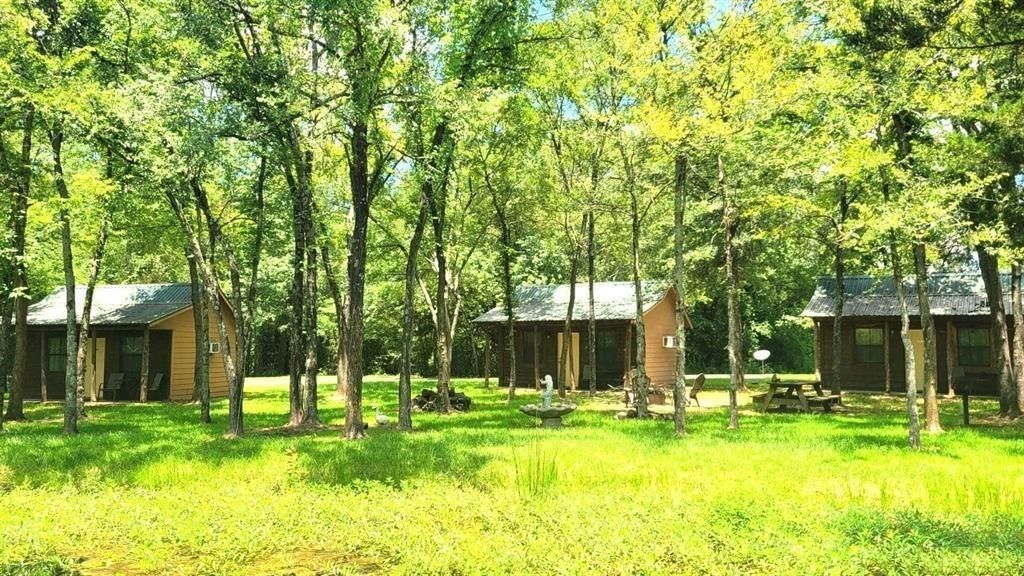 Photo of 2550 FM 21, Pittsburg, TX 75686 (MLS # 21270873)