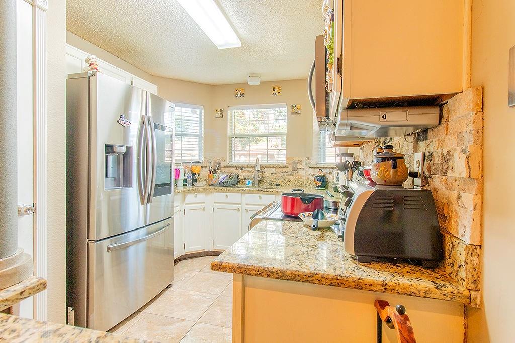 6801 Poppy Drive