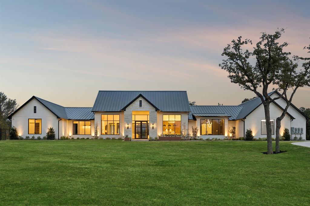 Photo of 10180 Jess Wallace Road, Argyle, TX 76226 (MLS # 21371362)