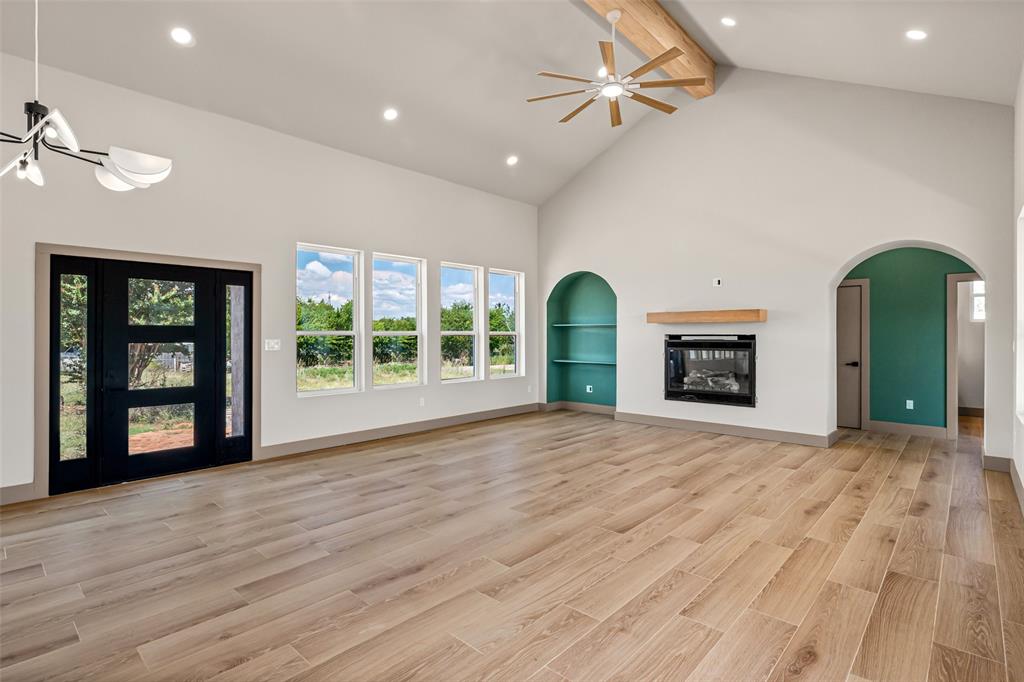 7404 N Sundance Drive