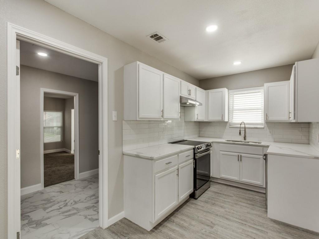 Country Club Estates - Residential