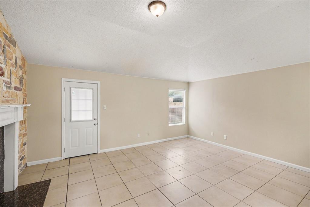 800 Castlewick Court