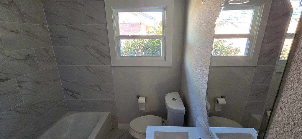 Casa View Heights 08 - Residential Lease