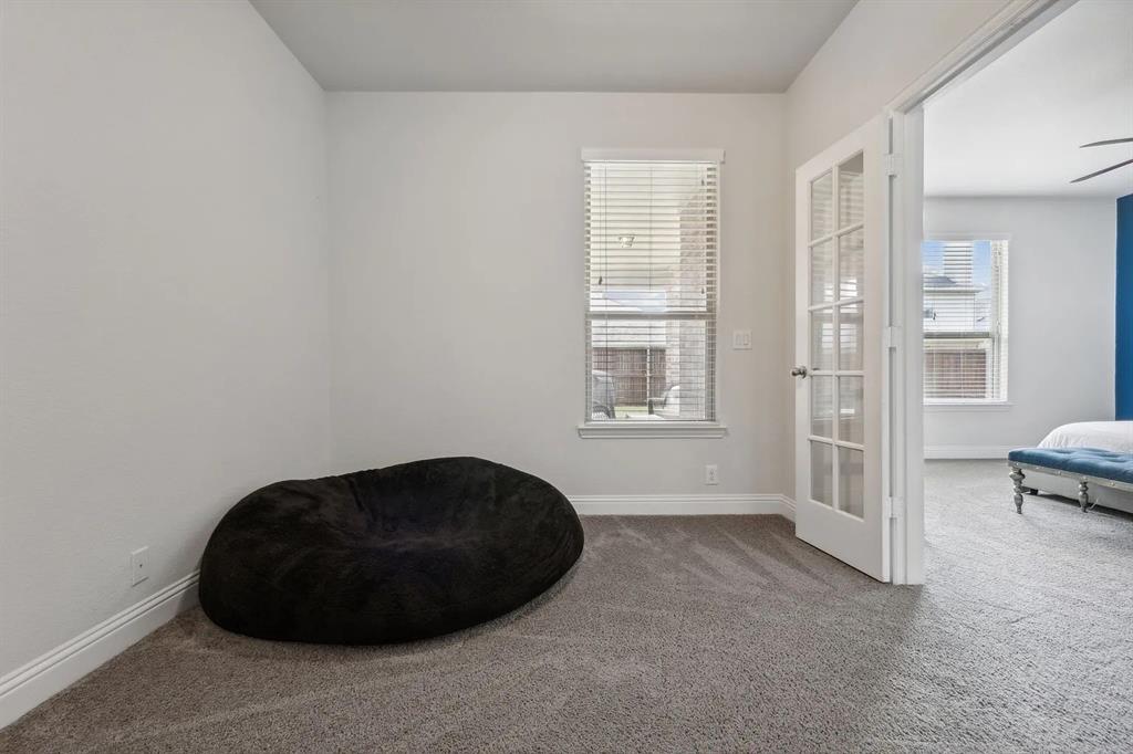 Vineyards Ph I, The - Residential Lease