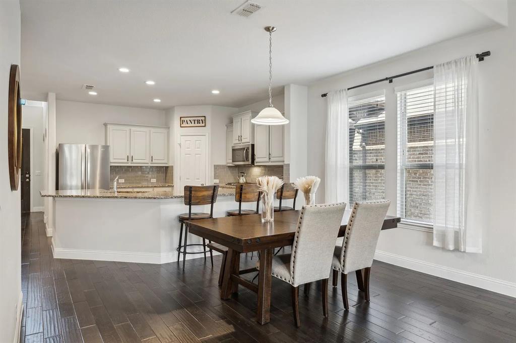 Vineyards Ph I, The - Residential Lease