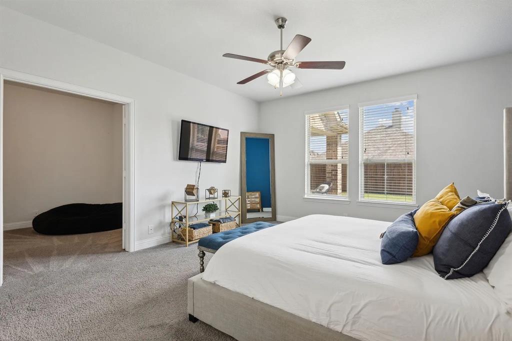 Vineyards Ph I, The - Residential Lease