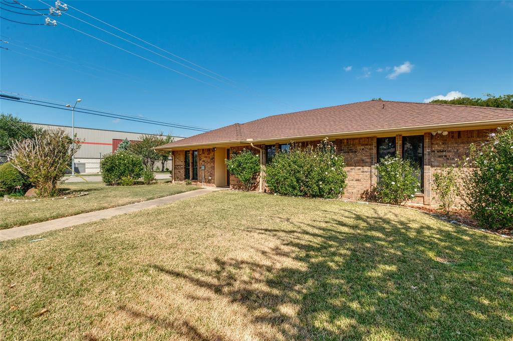 103 Meadowcreek Drive