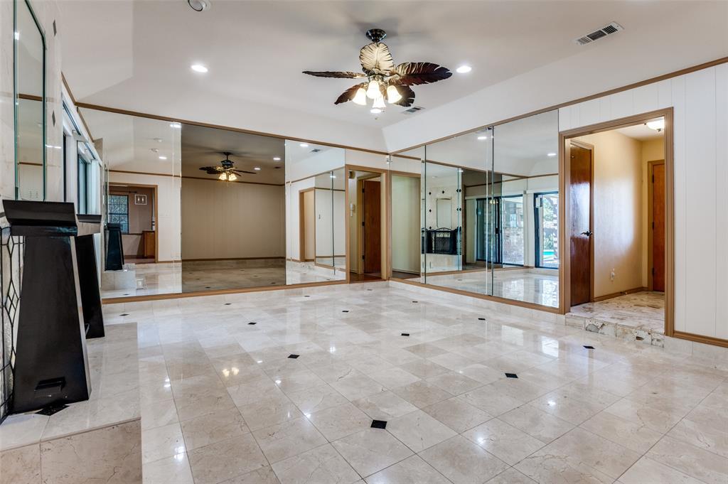 103 Meadowcreek Drive
