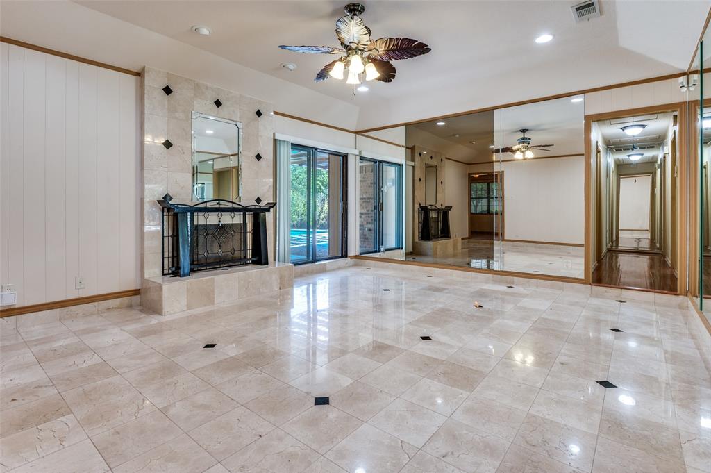 103 Meadowcreek Drive