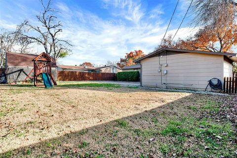 Tiny photo for 718 Silverstone Drive, Richardson, TX 75080 (MLS # 21139690)