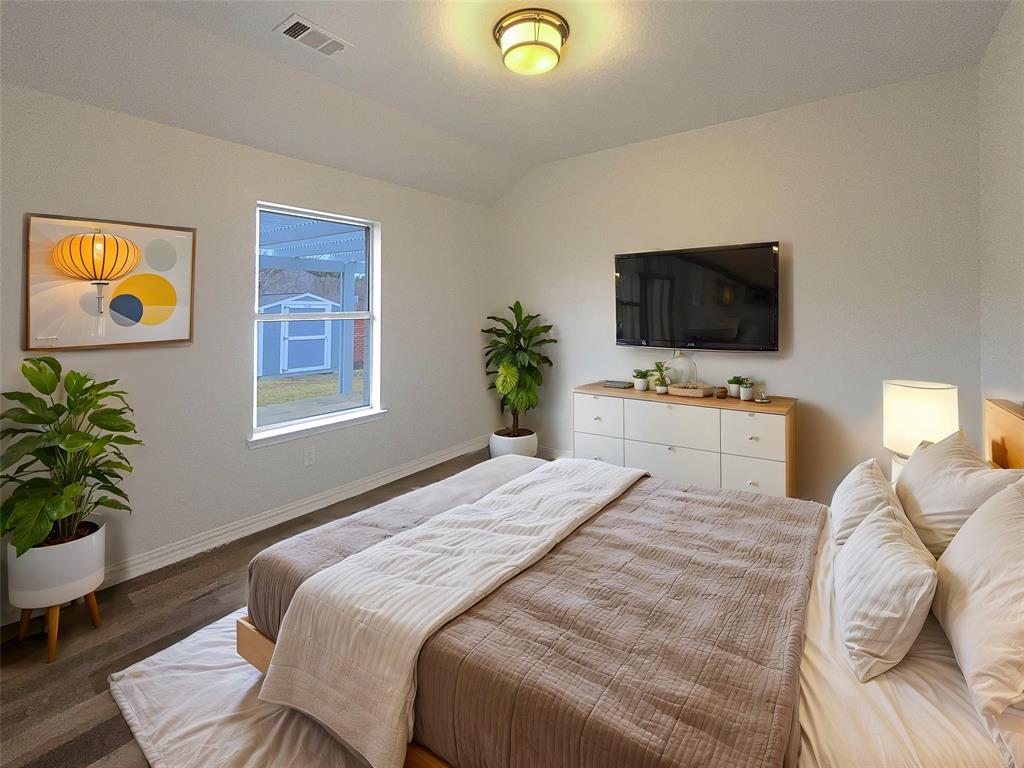 504 Outlook Cove