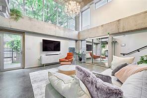 Beat At The South Side Station - Residential