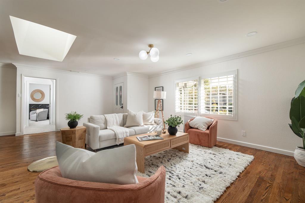 9723 Broken Bow Road