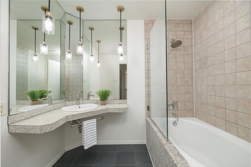 White Rock North - Residential