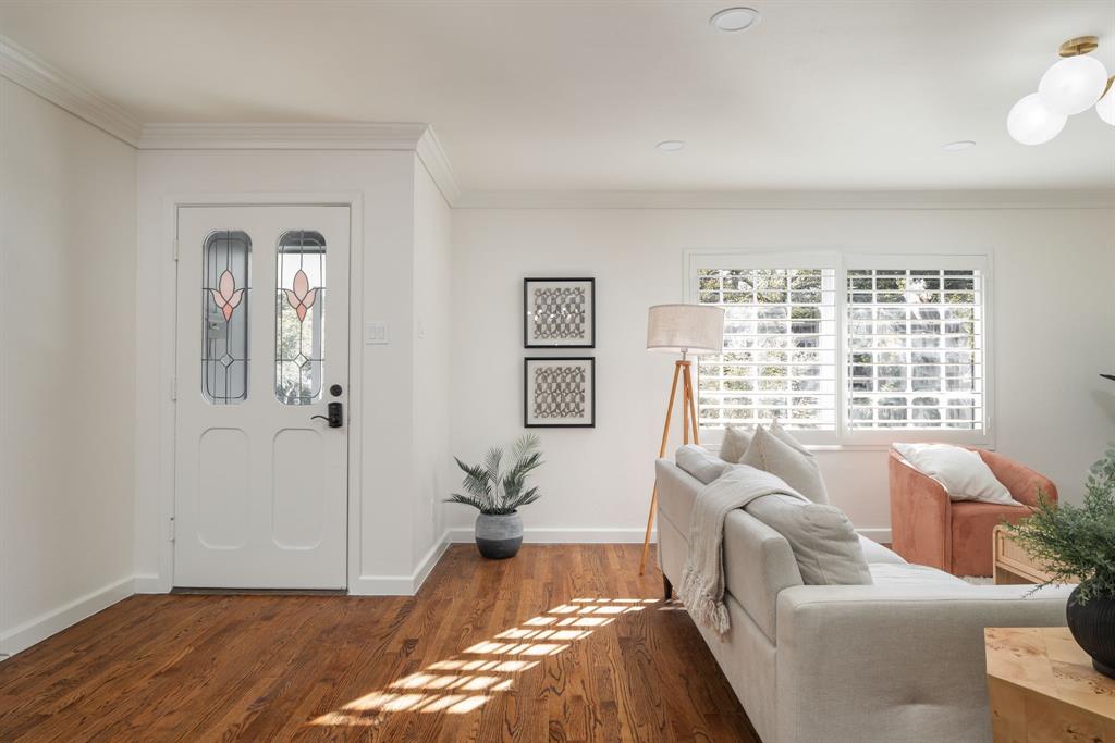 9723 Broken Bow Road