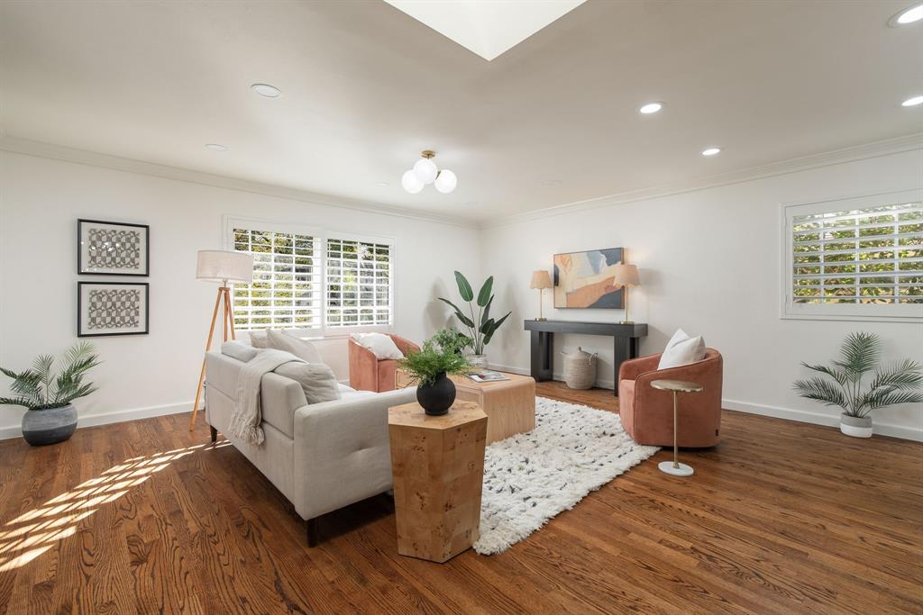 9723 Broken Bow Road