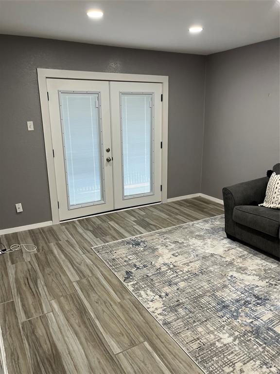 River Oaks Condos - Residential