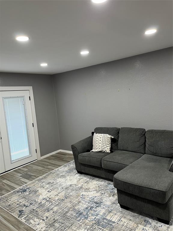 River Oaks Condos - Residential