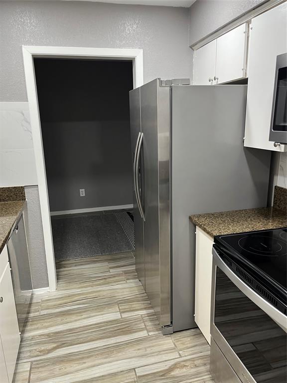 River Oaks Condos - Residential