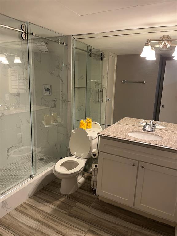 River Oaks Condos - Residential