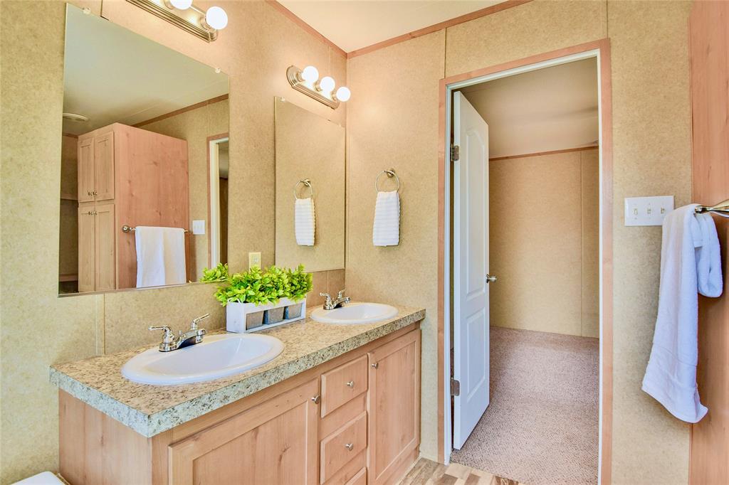 Blue Water Shores - Residential