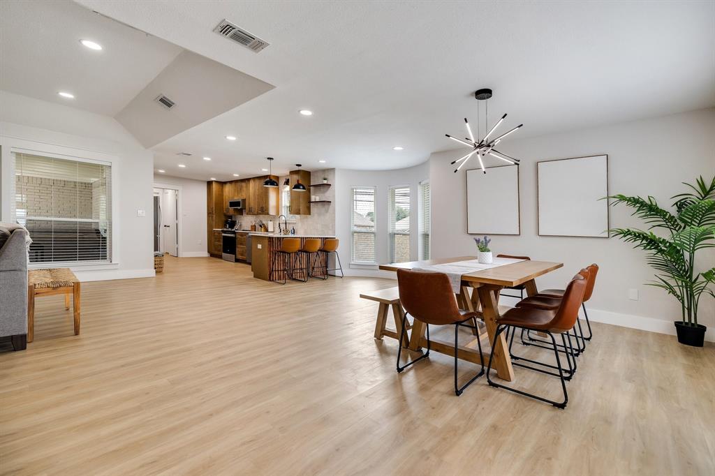 2409 Pebblebrook Court