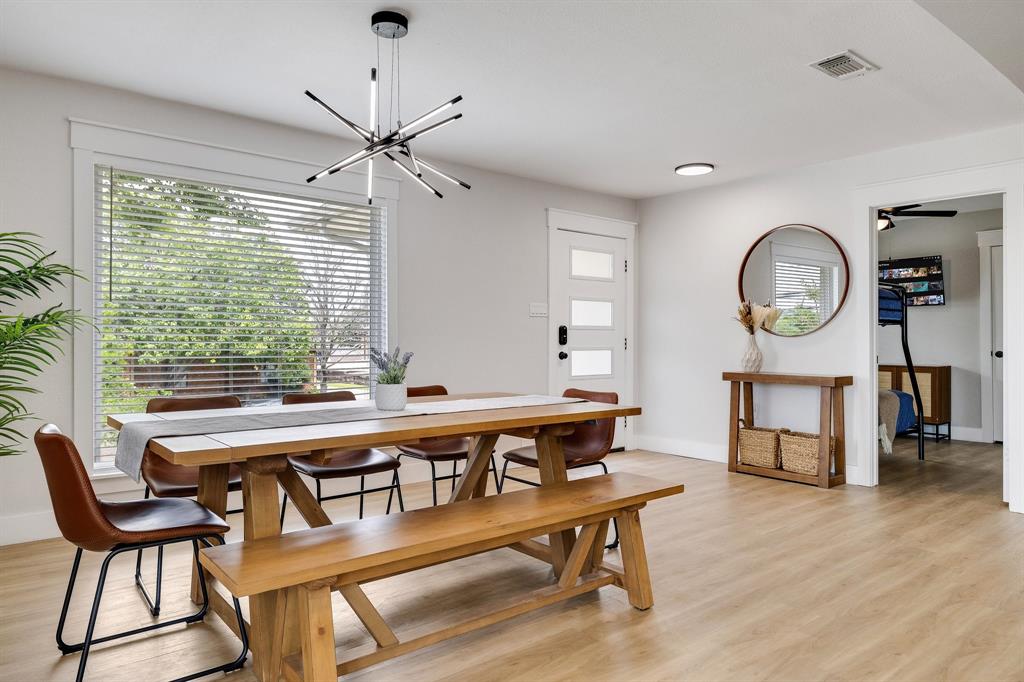 2409 Pebblebrook Court