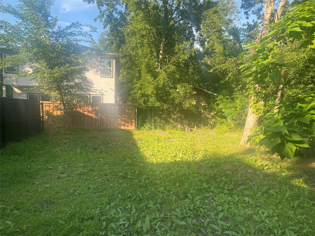 1616 Harris Court
