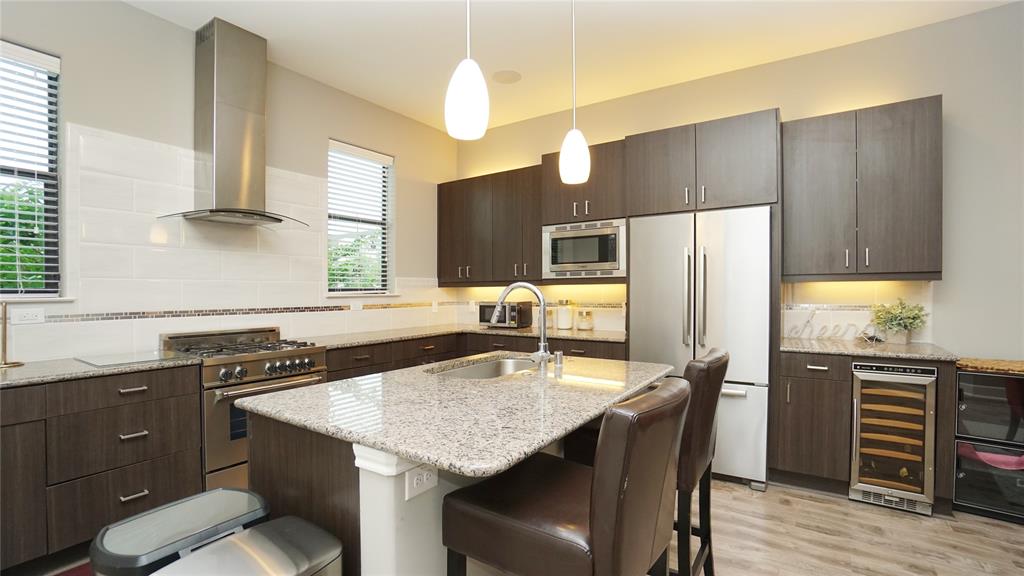 CITYSCAPE PLAZA TOWNHOMES - Residential Lease