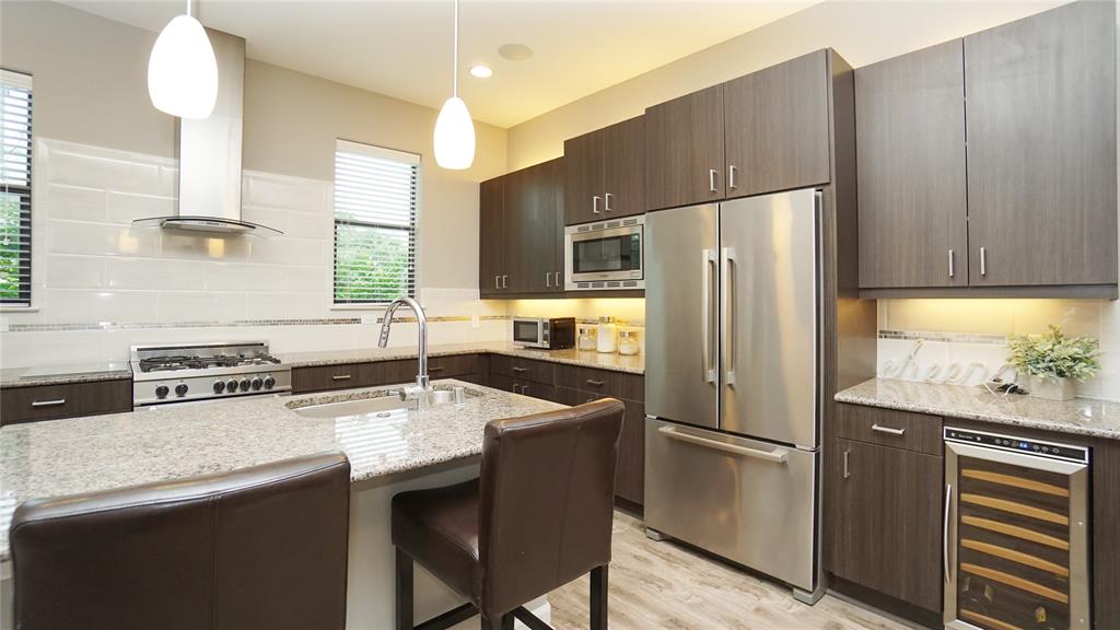 CITYSCAPE PLAZA TOWNHOMES - Residential Lease