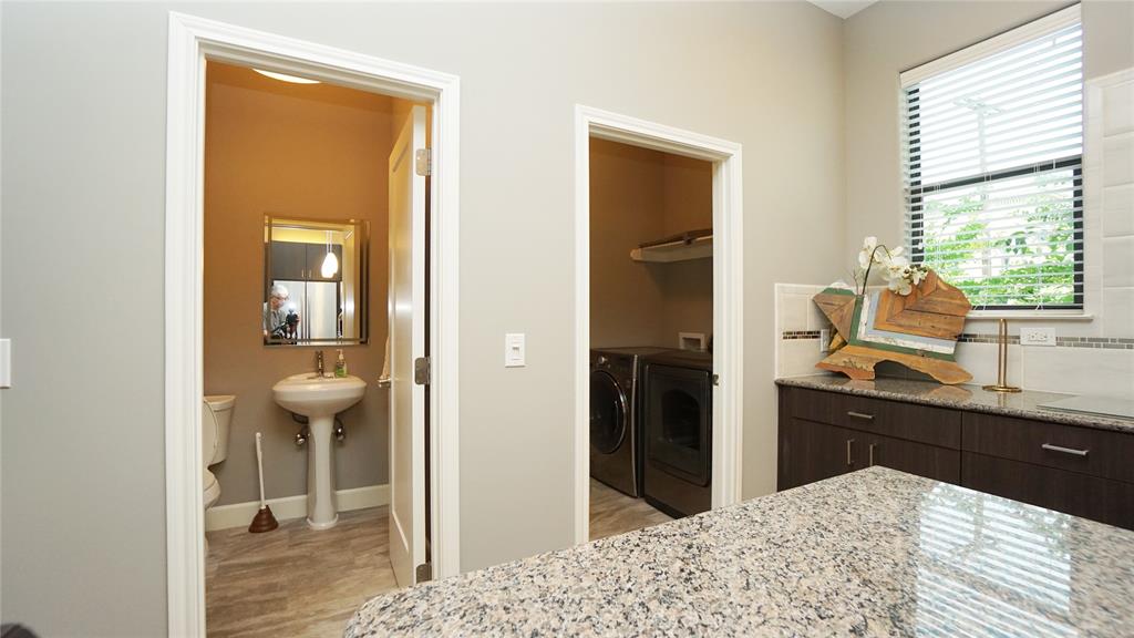 CITYSCAPE PLAZA TOWNHOMES - Residential Lease