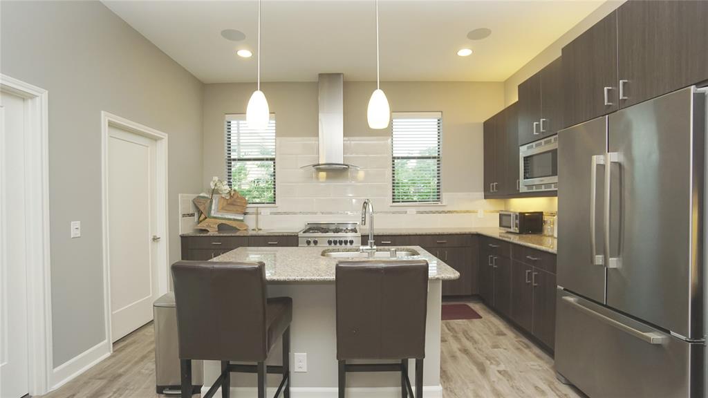 CITYSCAPE PLAZA TOWNHOMES - Residential Lease