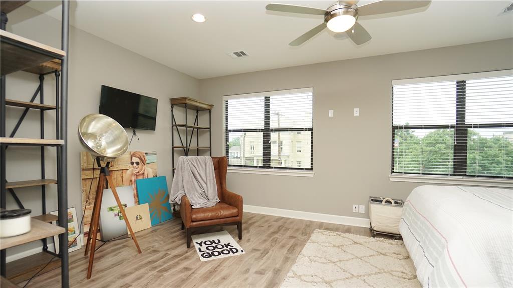 CITYSCAPE PLAZA TOWNHOMES - Residential Lease