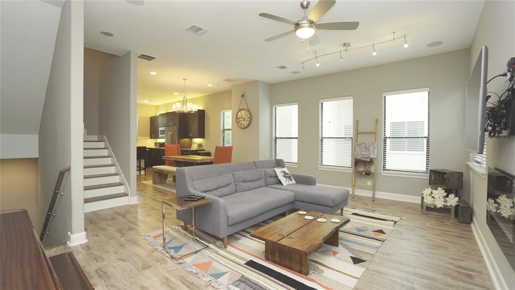 CITYSCAPE PLAZA TOWNHOMES - Residential Lease