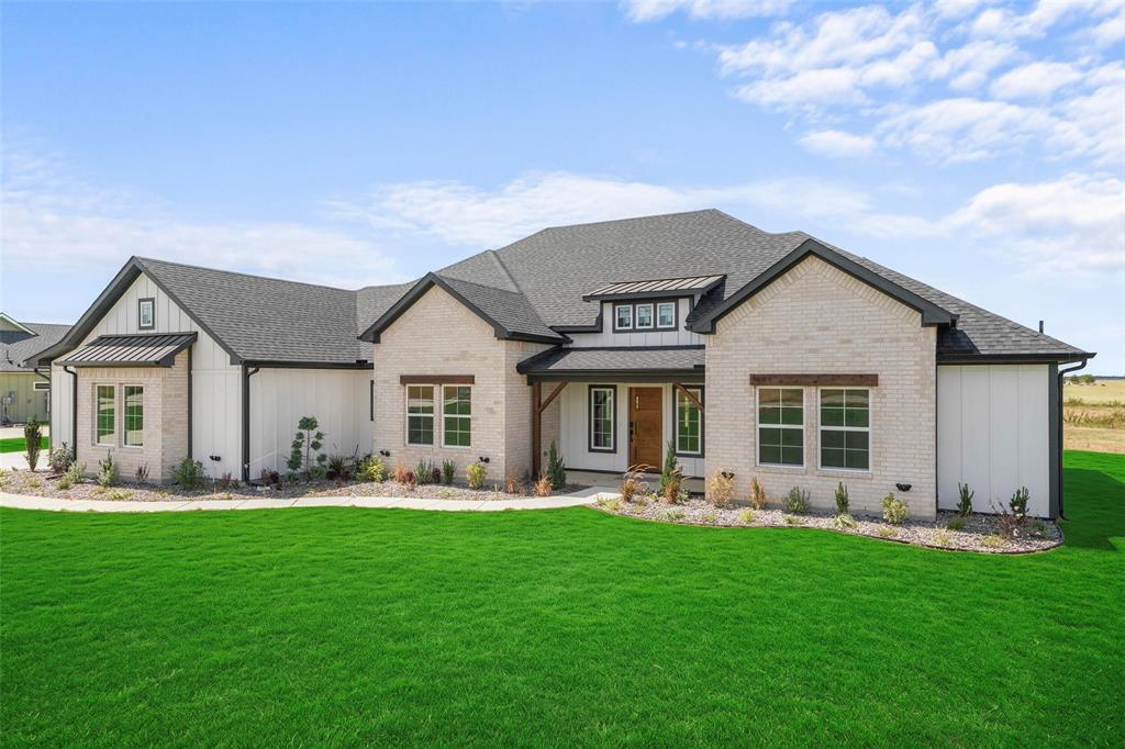 1054 Dixie Estates Way