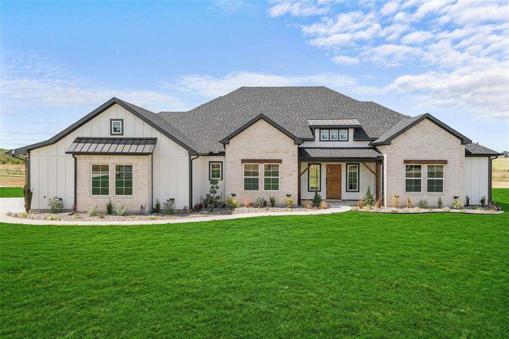 1054 Dixie Estates Way