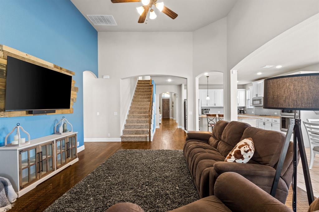 Live Oak Crk - Residential