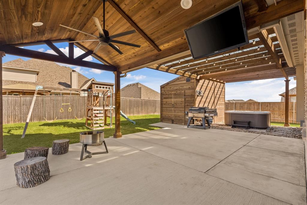 Live Oak Crk - Residential