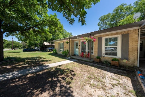 Photo of 414 W Roberts Street, Gorman, TX 76454 (MLS # 21306974)