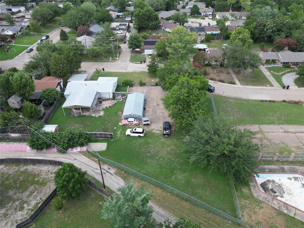 3336 E 15th Street