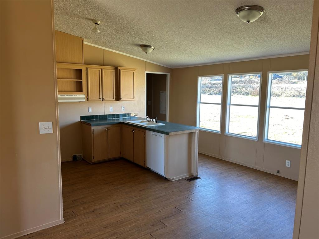 Oak Meadows Ph IV - Residential Lease