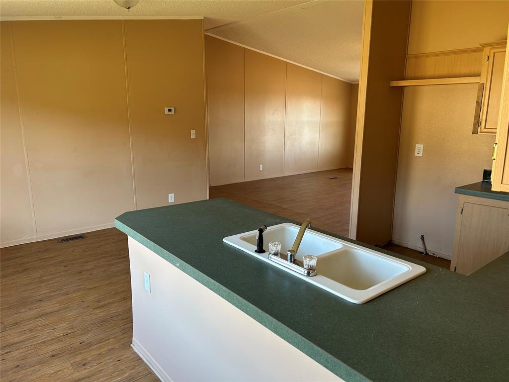 Oak Meadows Ph IV - Residential Lease