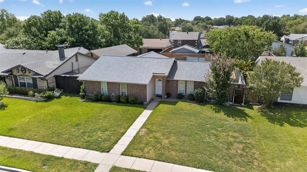 2224 Crockett Drive