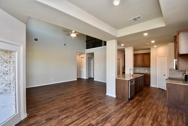 Courts Of Bonnie Brae - Residential