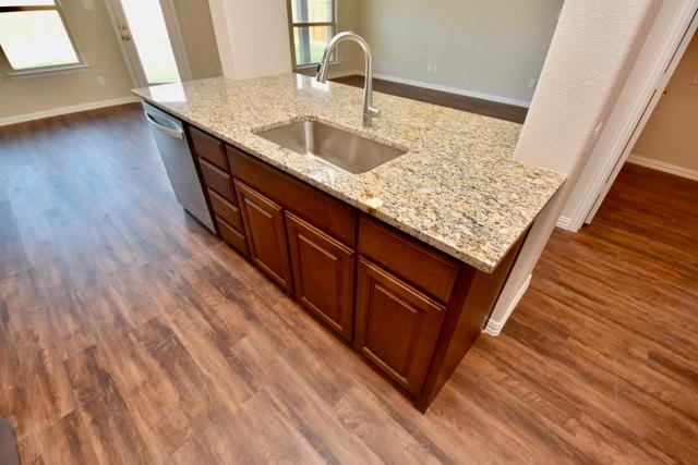 Courts Of Bonnie Brae - Residential