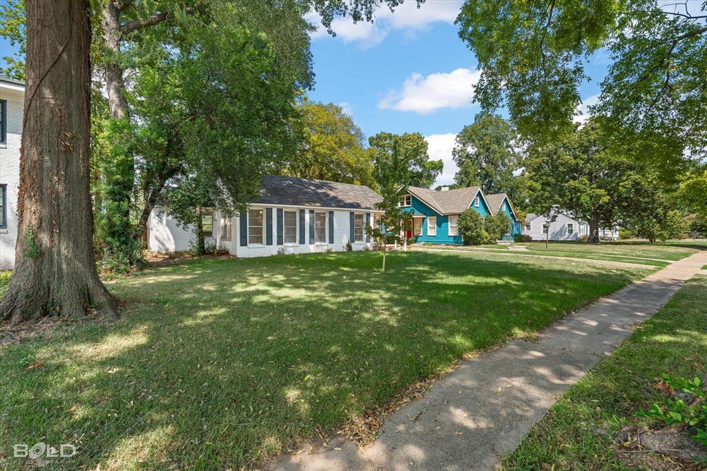 3470 Beverly Place