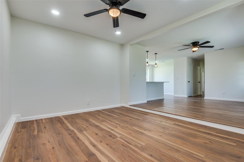 SPRING OAKS 3RD INST - Residential Lease